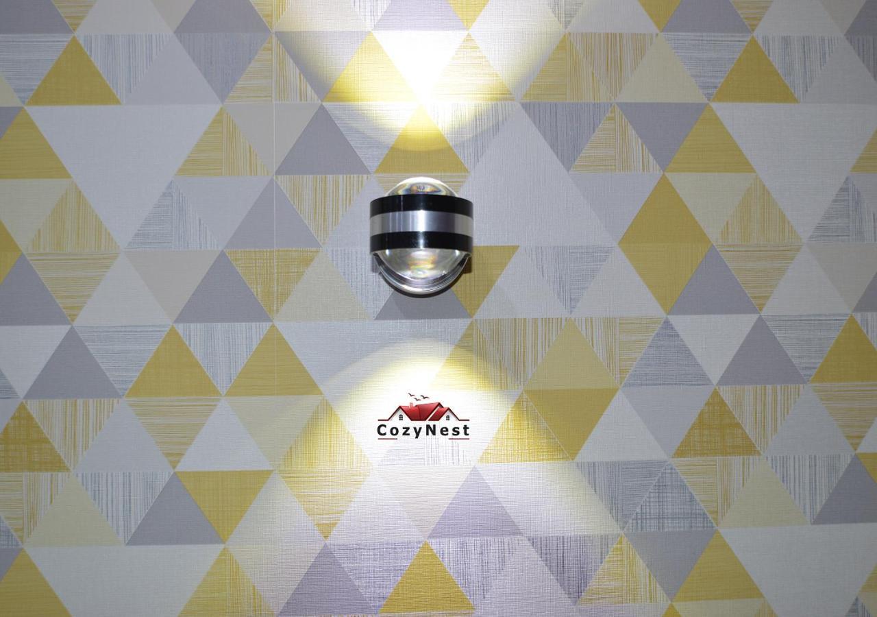 Luxury Central Self Contained Flat By Cozynest レディング エクステリア 写真